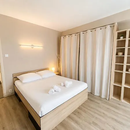 Apartment Le Coeur D'antibes, T2, 4p, Balcon, Centre *